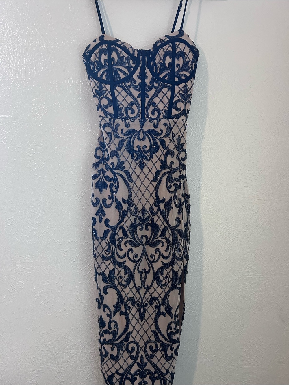 Windsor Nude and Black Lace-Overlay Midi Dress - Picture 9 of 9